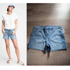 Gap | 5'' Mid Rise Denim Shorts In Light Indigo (34/18R)